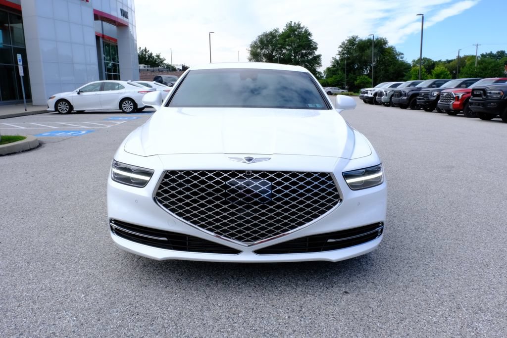 Used 2021 Genesis G90 3.3T Premium RWD image 8