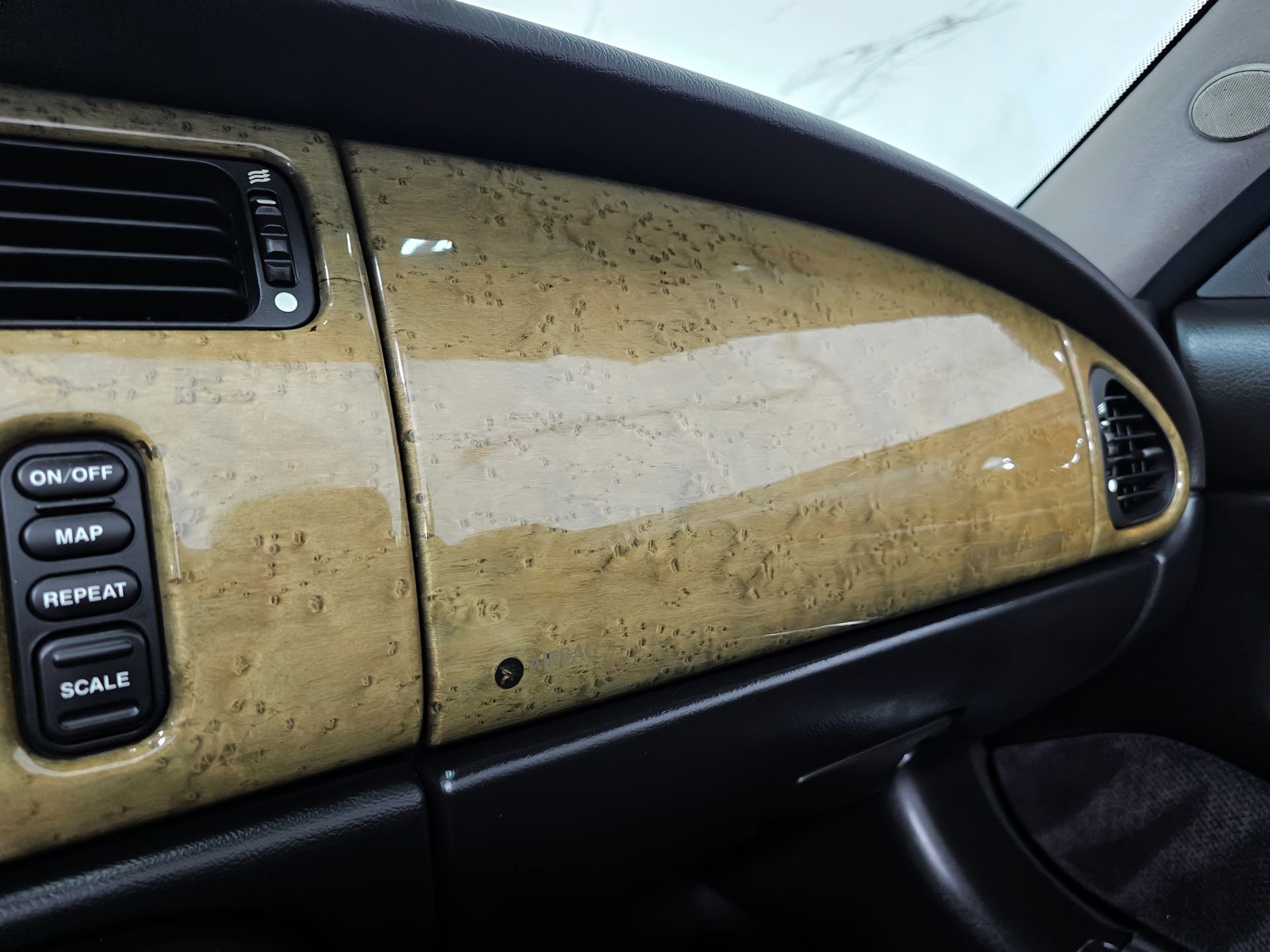 Used 2001 Jaguar XK8 Convertible RWD image 38