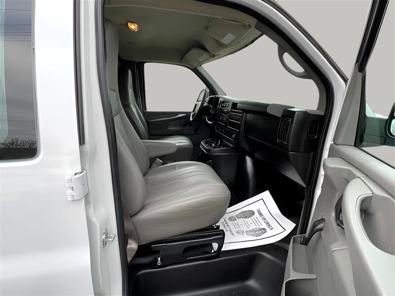 Used 2012 Chevrolet Express 2500 w/ Cold Climate Package image 22
