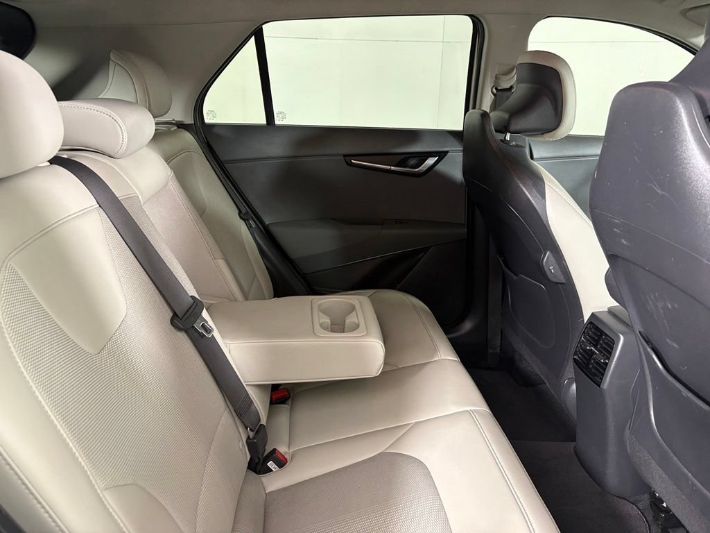Used 2024 Kia Niro EX FWD image 18