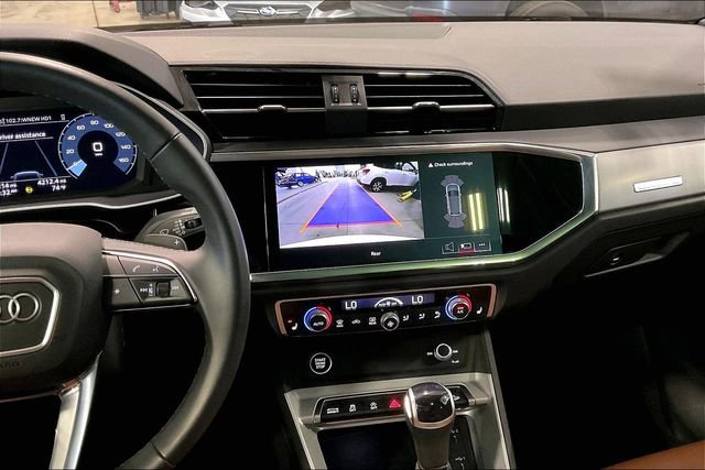 Certified 2023 Audi Q3 2.0T Premium w/ Convenience Package image 6