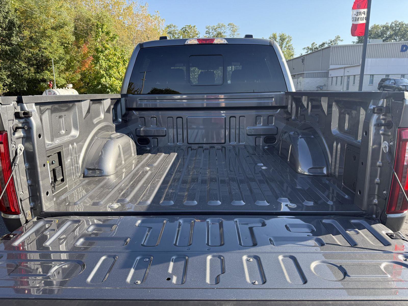 New 2025 Ford F150 XLT w/ Equipment Group 302A MID image 24