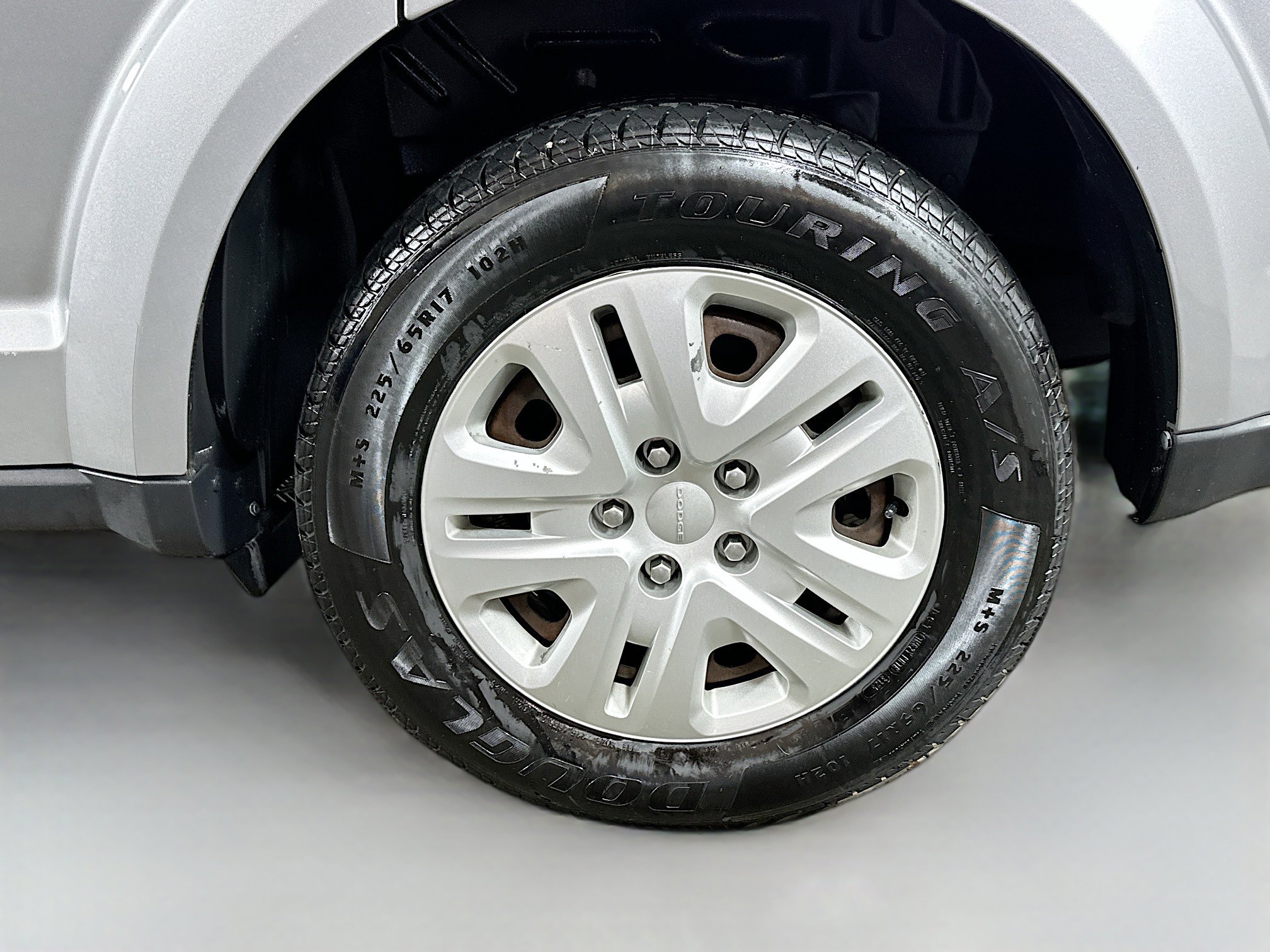 Used 2019 Dodge Journey SE image 30