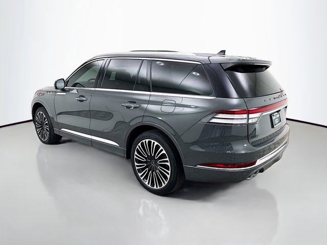 Used 2023 Lincoln Aviator Black Label w/ Dynamic Handling Package image 5