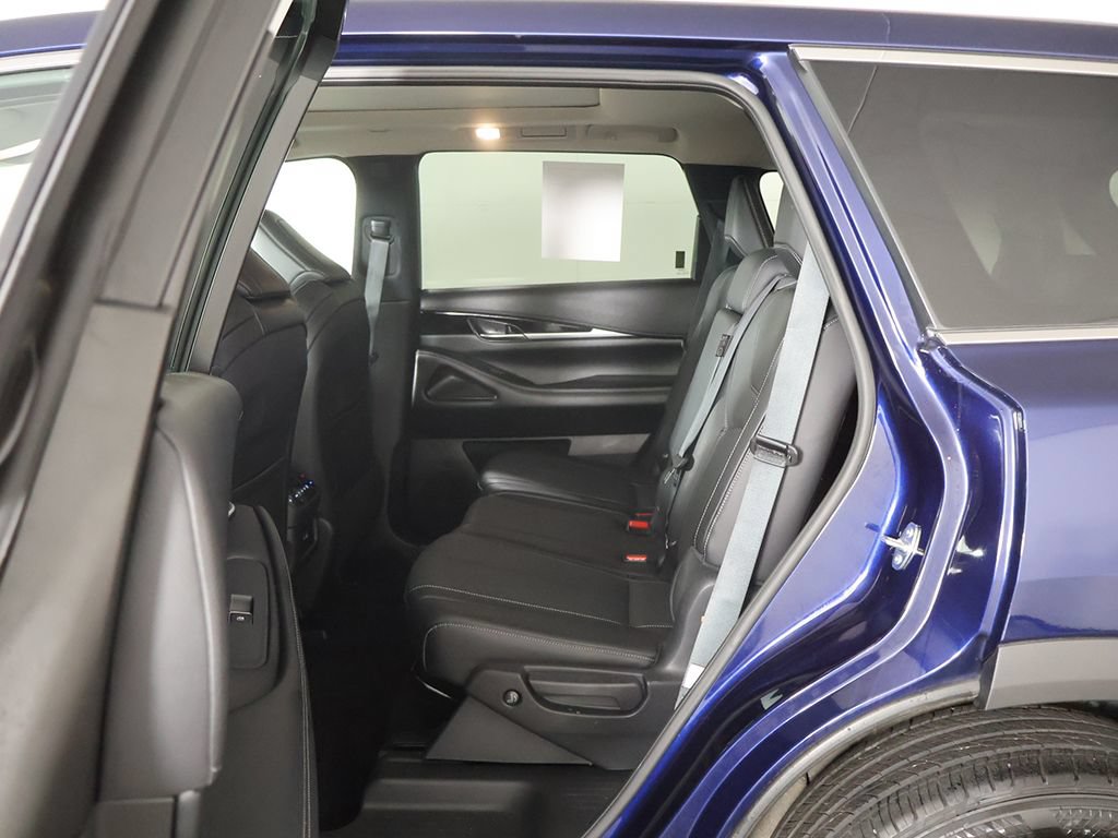 Used 2025 INFINITI QX60 Pure AWD/4WD image 30