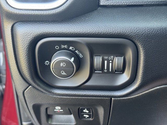 Used 2019 RAM 1500 Big Horn image 21