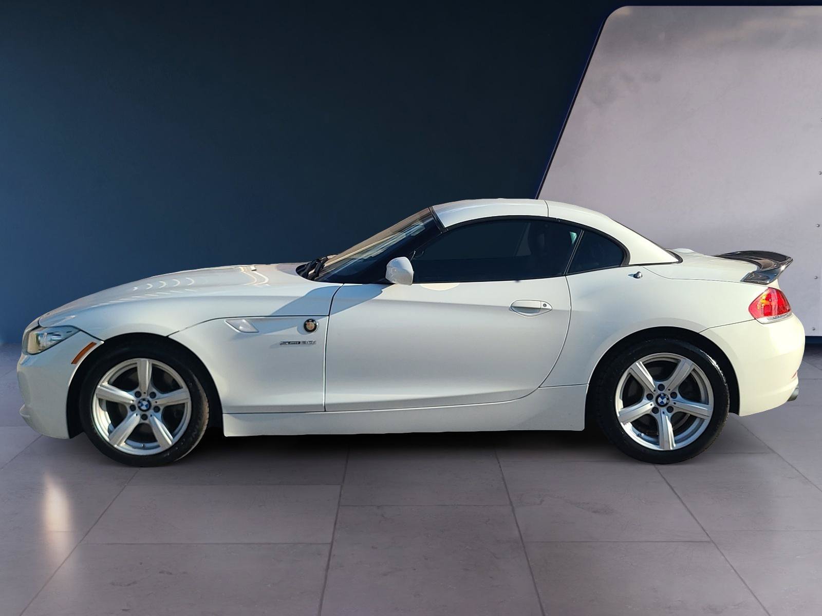 Used 2011 BMW Z4 sDrive30i RWD image 23