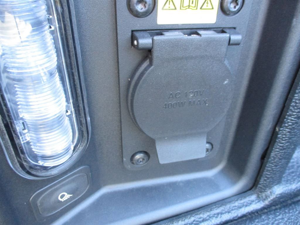 Used 2024 Ford Maverick XLT w/ XLT Luxury Package image 5