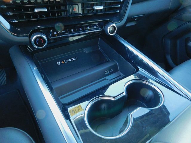 Used 2025 Chevrolet Tahoe Z71 image 33