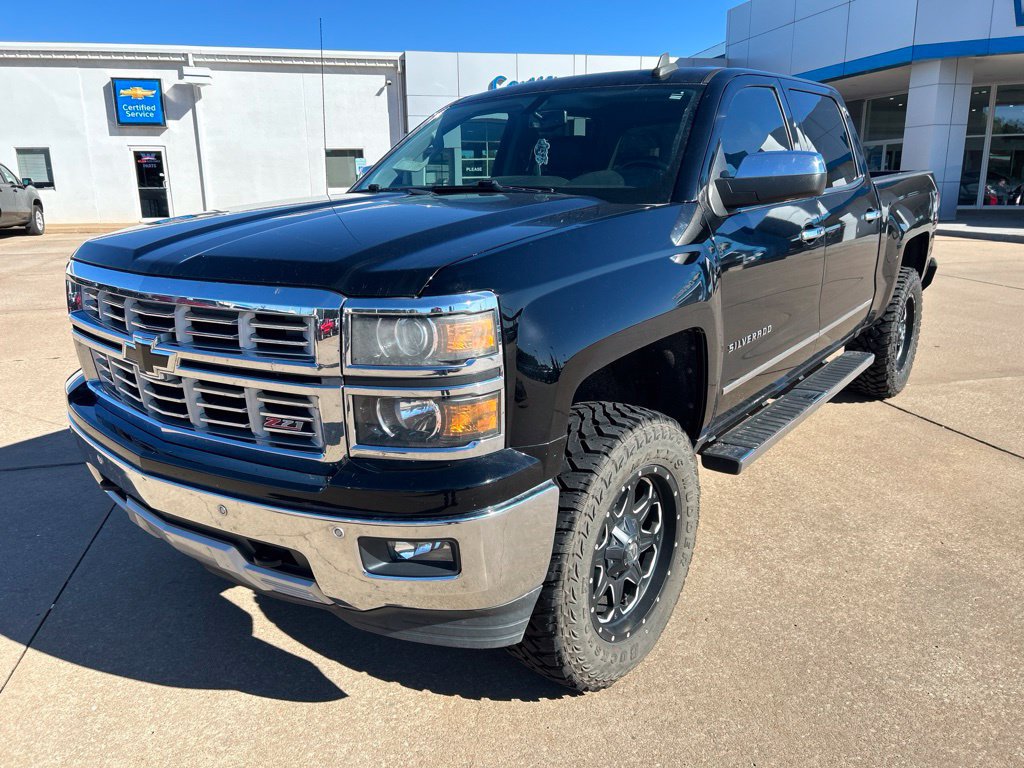 Used 2015 Chevrolet Silverado 1500 LTZ Z71 w/ LTZ Plus Package AWD/4WD image 9
