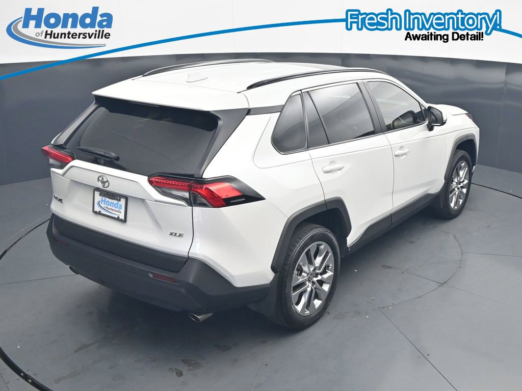 Used 2024 Toyota RAV4 XLE Premium FWD image 33