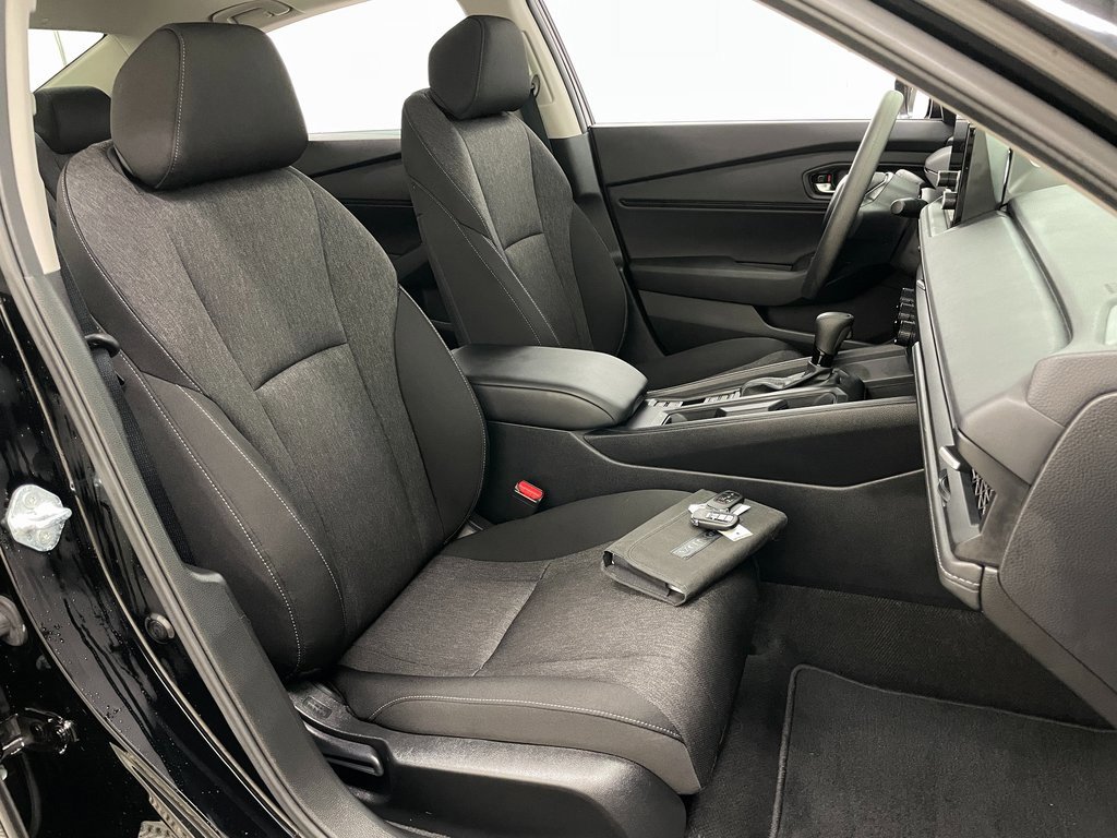 Used 2025 Honda Accord SE image 37