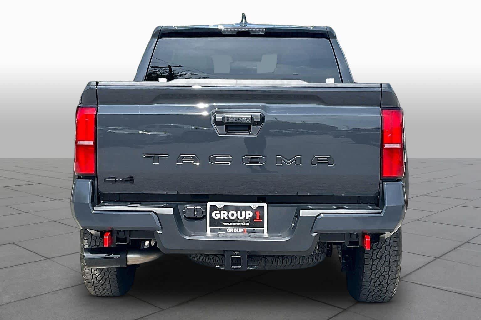 Used 2026 Toyota Tacoma TRD Off-Road AWD/4WD image 5