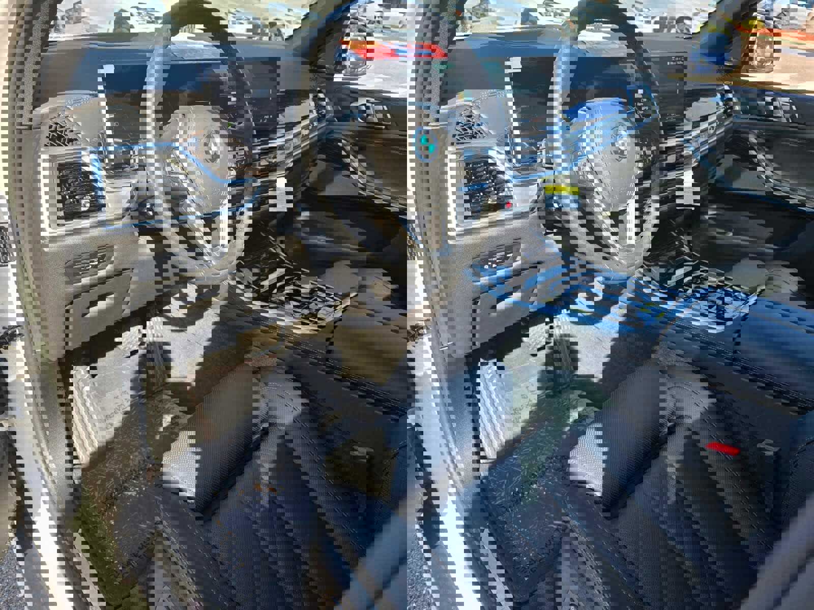 Certified 2025 BMW X5 xDrive50e w/ Premium Package image 8