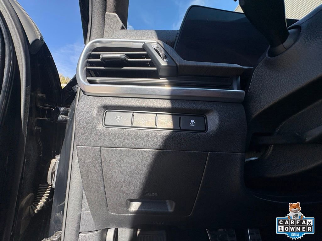 Used 2025 Kia Telluride SX Prestige image 16