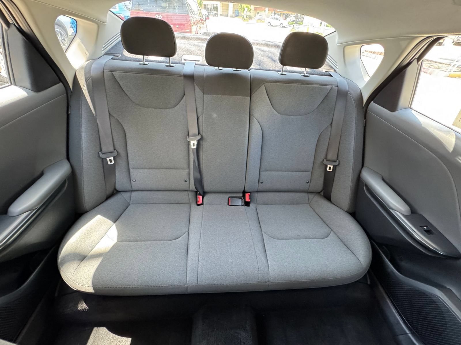 Used 2025 Kia K4 FWD image 38