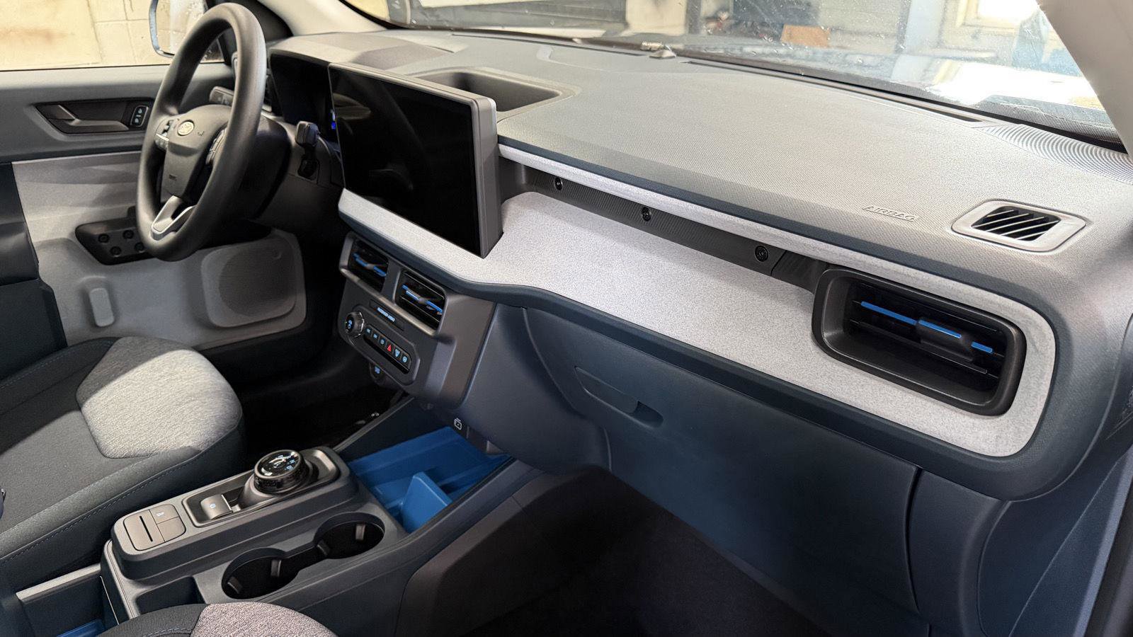 New 2025 Ford Maverick XLT image 28