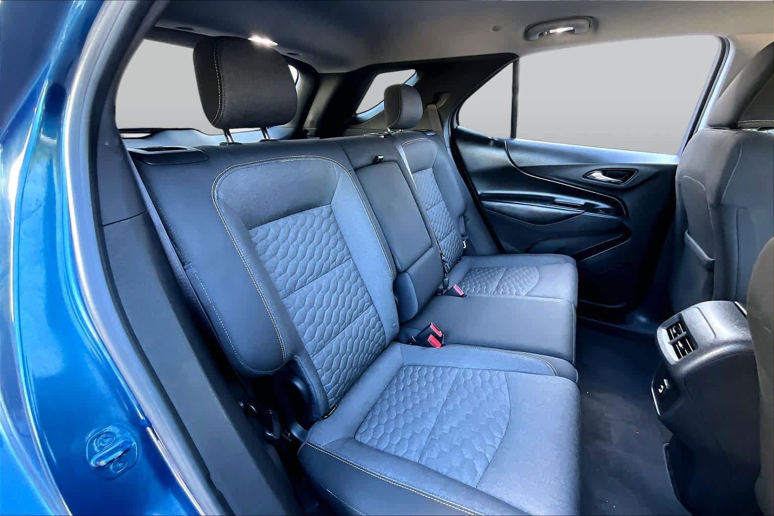 Used 2020 Chevrolet Equinox LT FWD image 19