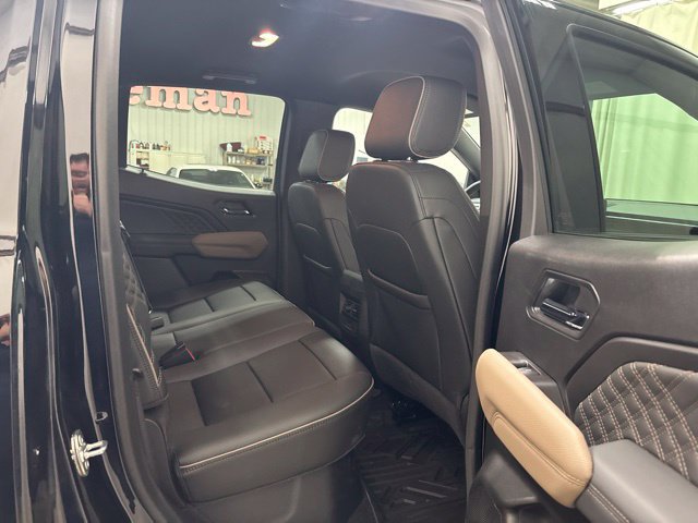 Used 2026 GMC Canyon Denali AWD/4WD image 21
