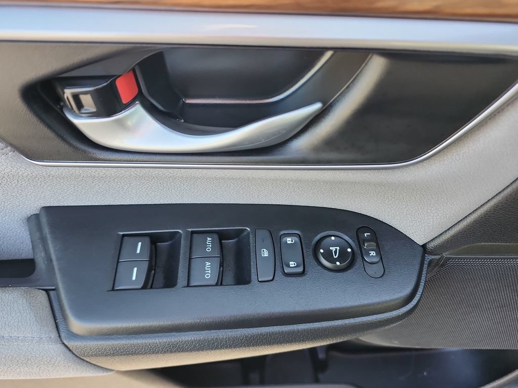 Certified 2021 Honda CR-V EX image 23