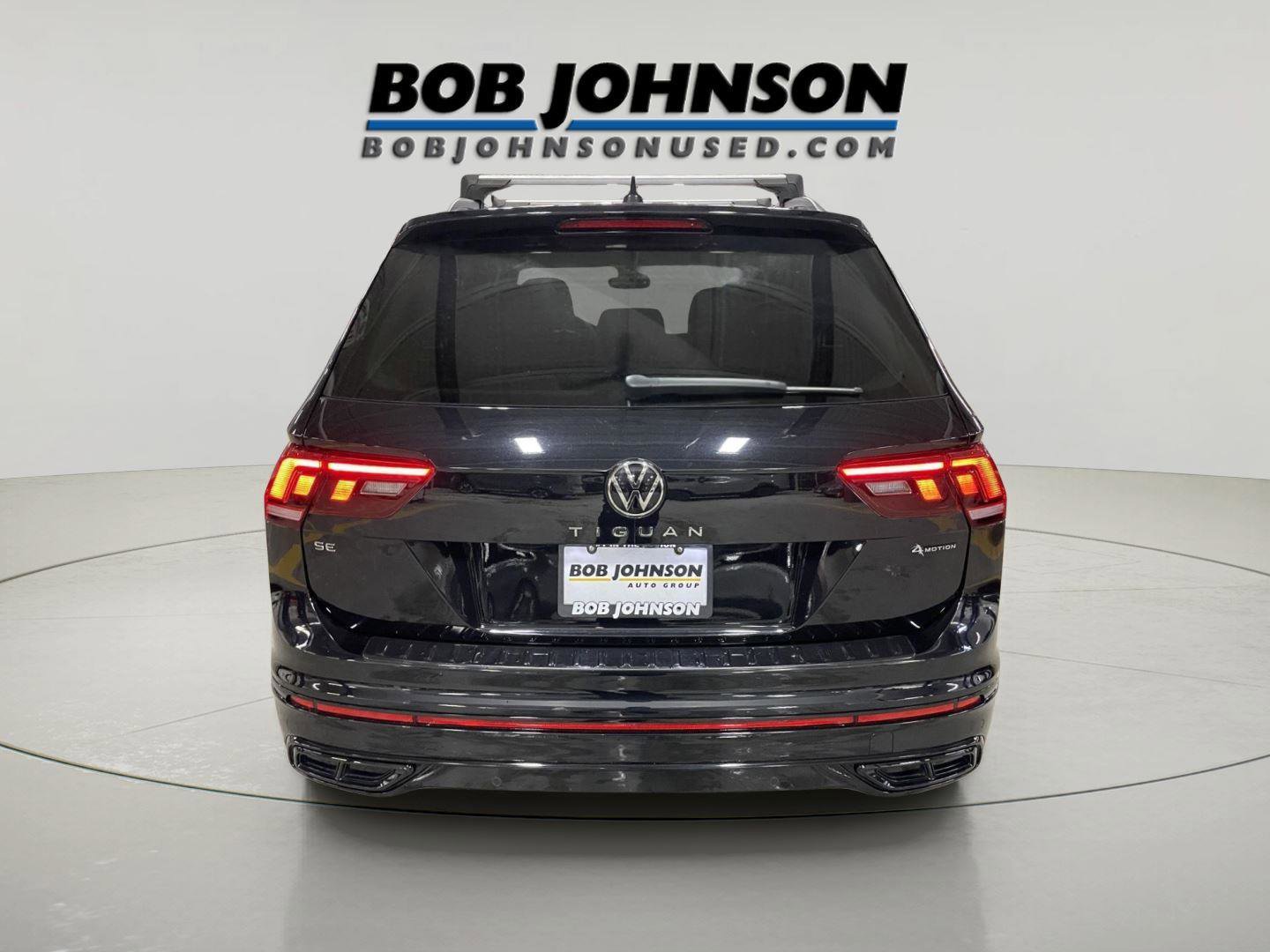 Used 2023 Volkswagen Tiguan SE R-Line image 6
