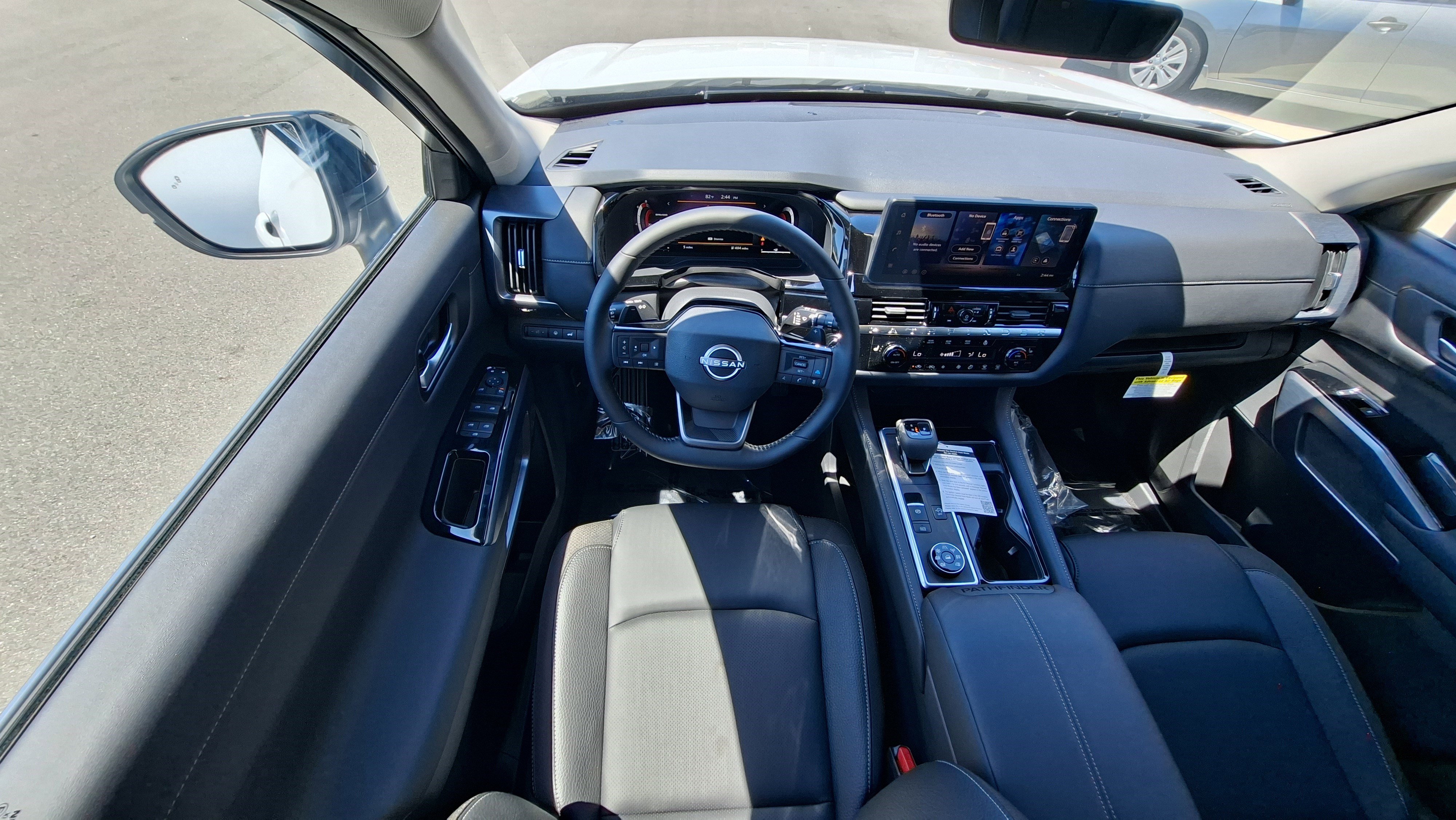 New 2026 Nissan Pathfinder SL AWD/4WD image 14