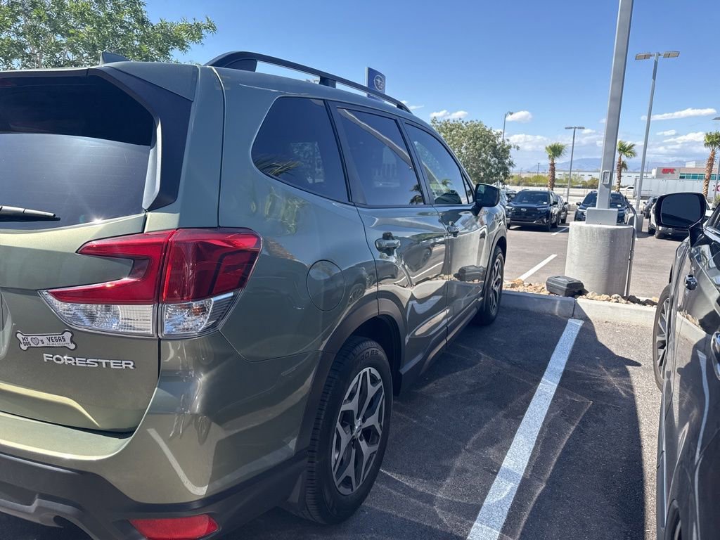 Used 2019 Subaru Forester Premium AWD/4WD image 33