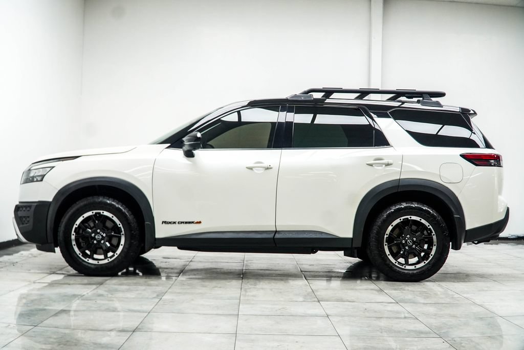 Used 2024 Nissan Pathfinder Rock Creek AWD/4WD image 9