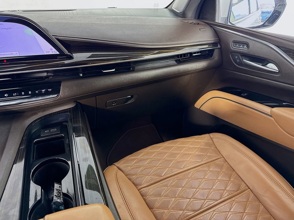 Used 2022 Cadillac Escalade Sport w/ Touring Package image 25