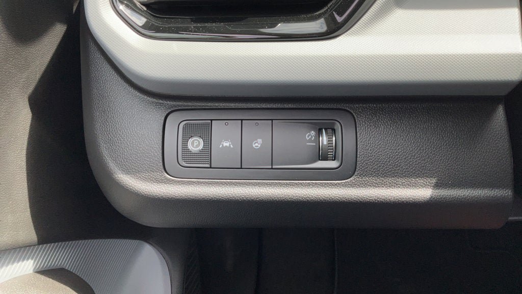 New 2027 Chevrolet Bolt RS FWD image 29