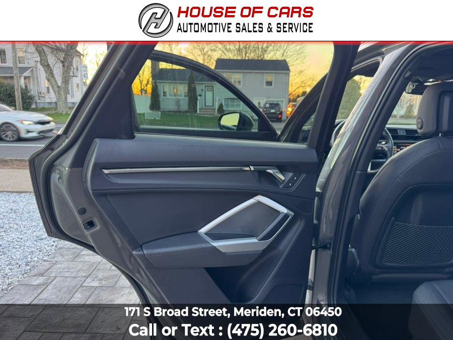 Used 2019 Audi Q3 2.0T Premium Plus w/ Premium Plus Package image 22