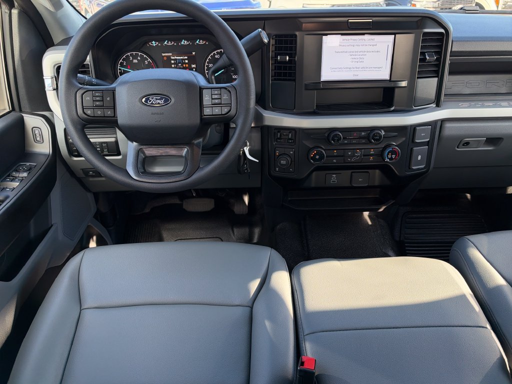 New 2027 Ford F250 XL w/ XL Chrome Package AWD/4WD image 5