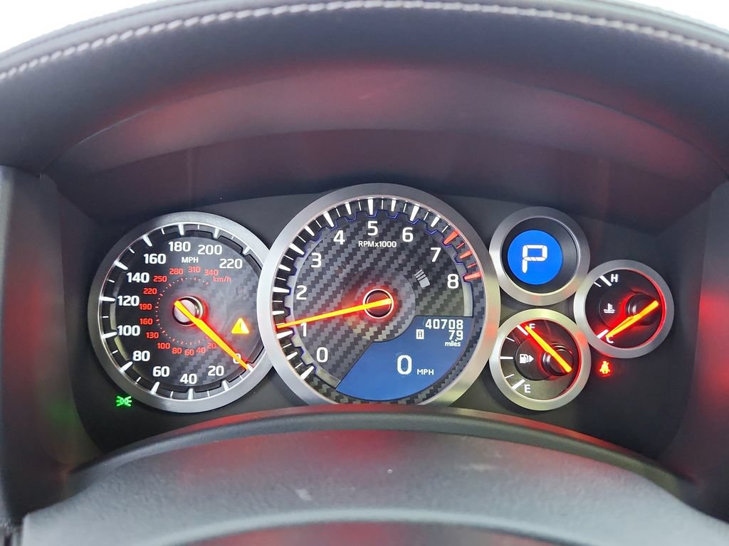 Used 2015 Nissan GT-R Premium AWD/4WD image 22