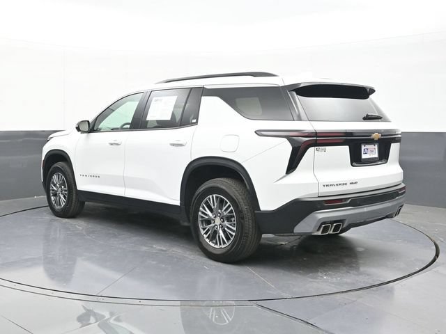 Used 2025 Chevrolet Traverse LT w/ Driver Confidence Package AWD/4WD image 9
