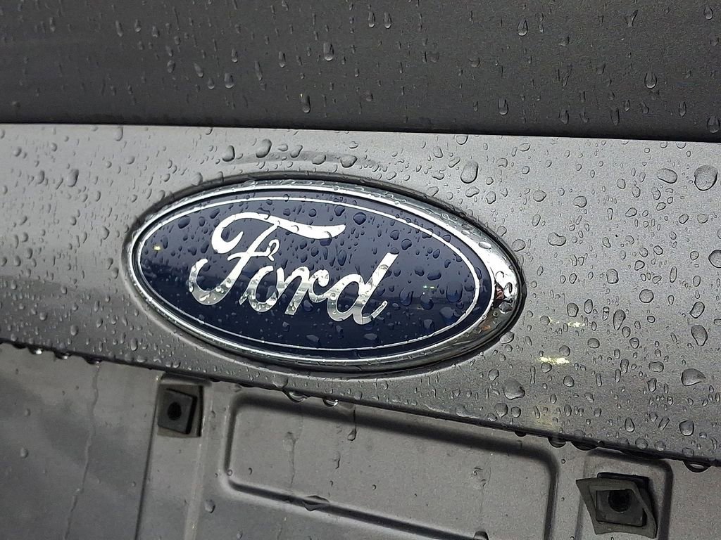 Used 2013 Ford Escape Titanium w/ Class II Trailer Tow Pkg image 30