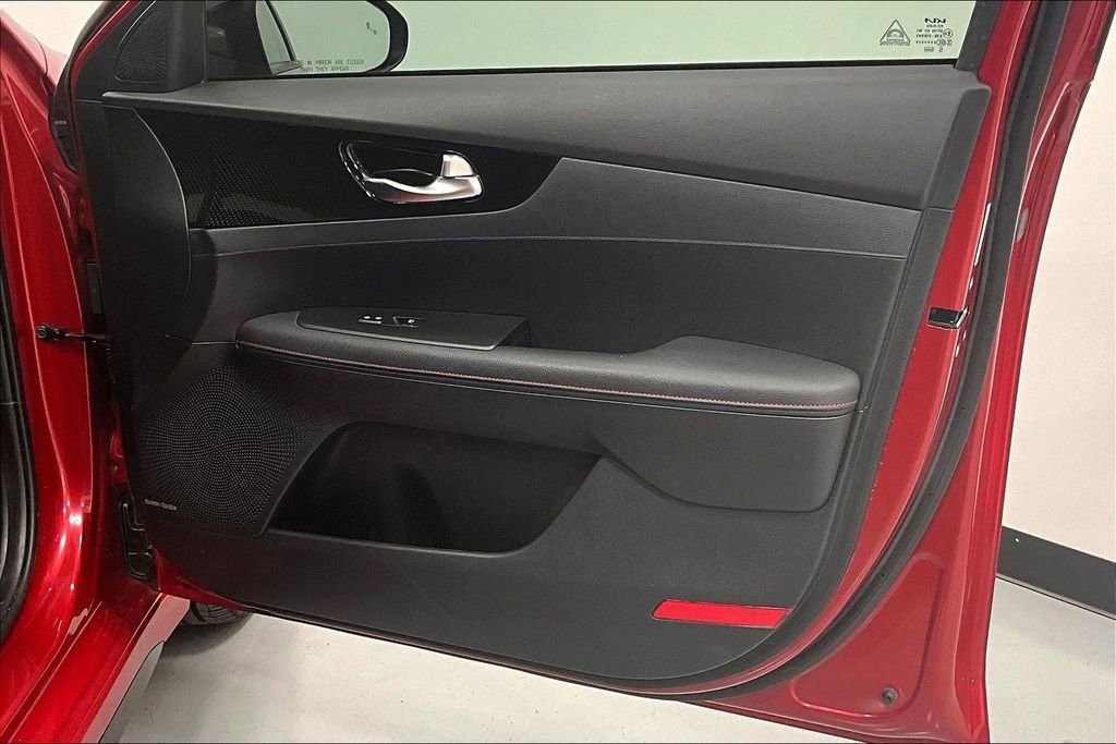 Used 2023 Kia Forte GT w/ GT2 Package image 23