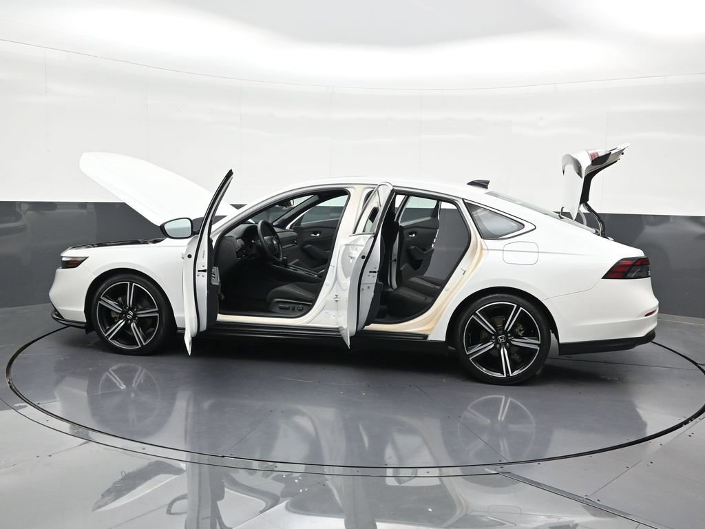 Used 2023 Honda Accord Sport image 35