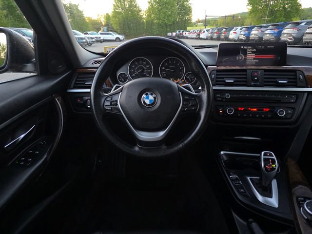 Used 2015 BMW 328i xDrive Wagon AWD/4WD image 20