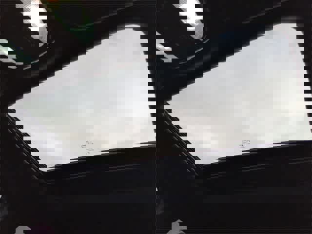 Used 2021 Dodge Durango SRT Hellcat w/ Technology Group image 19