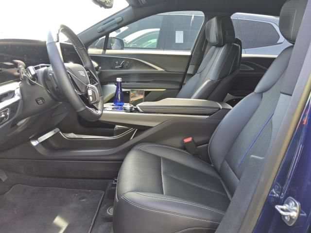 Used 2025 Cadillac Lyriq Sport RWD image 6