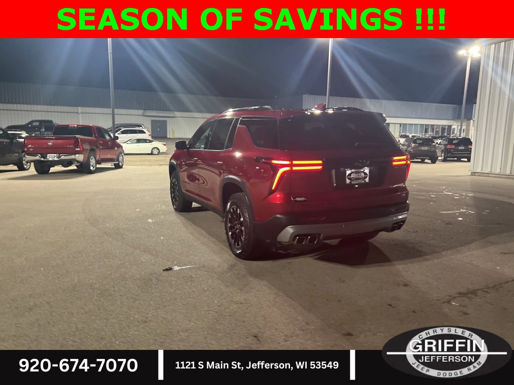 Used 2024 Chevrolet Traverse Z71 w/ Enhanced Driving Package image 14