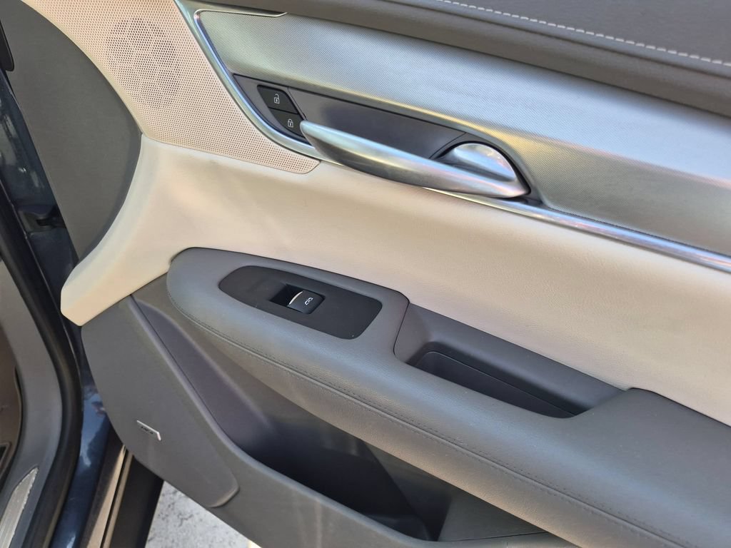 Used 2019 Cadillac XT5 Premium Luxury FWD image 27