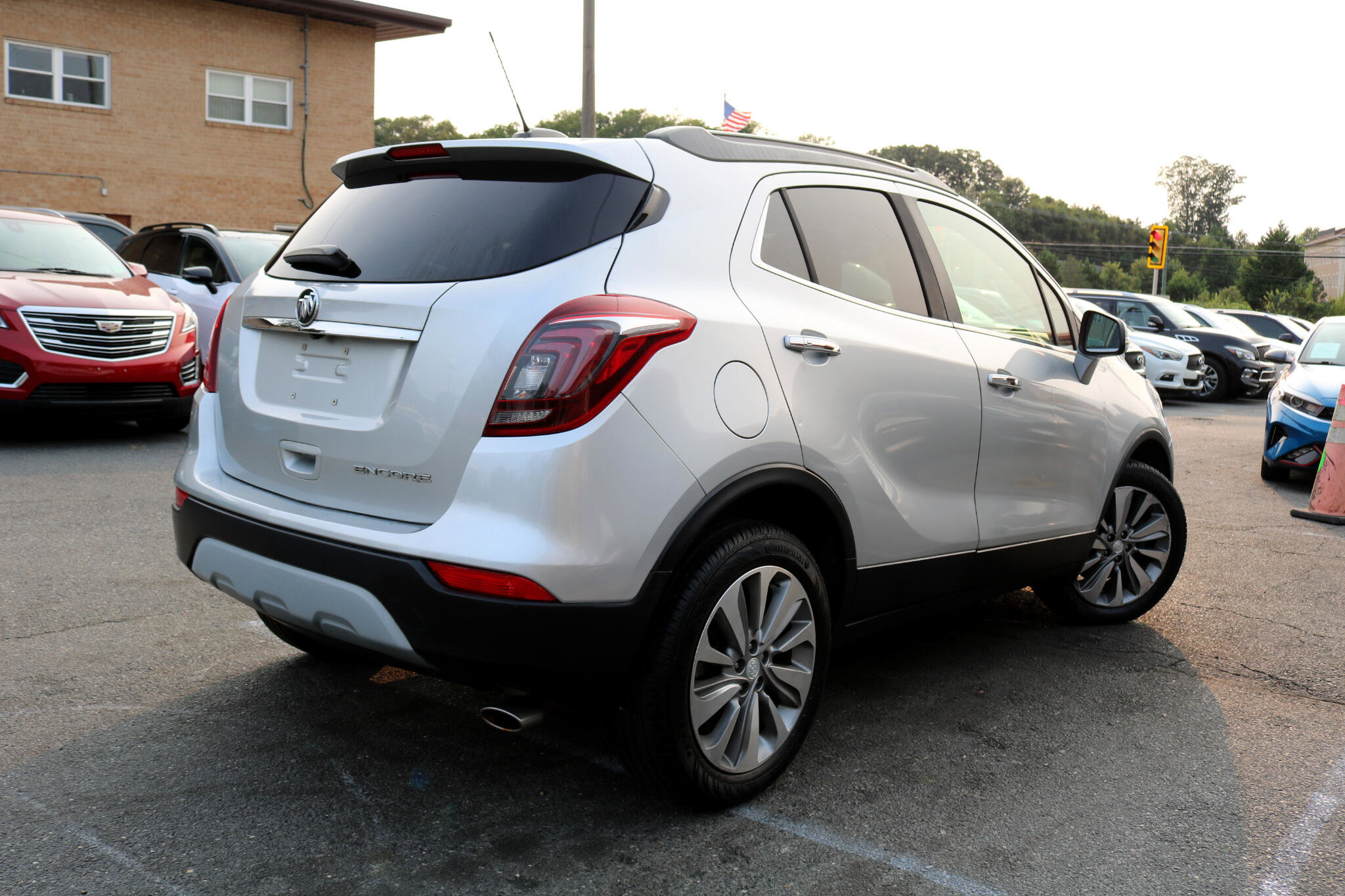 Used 2019 Buick Encore Preferred w/ Safety Package image 2