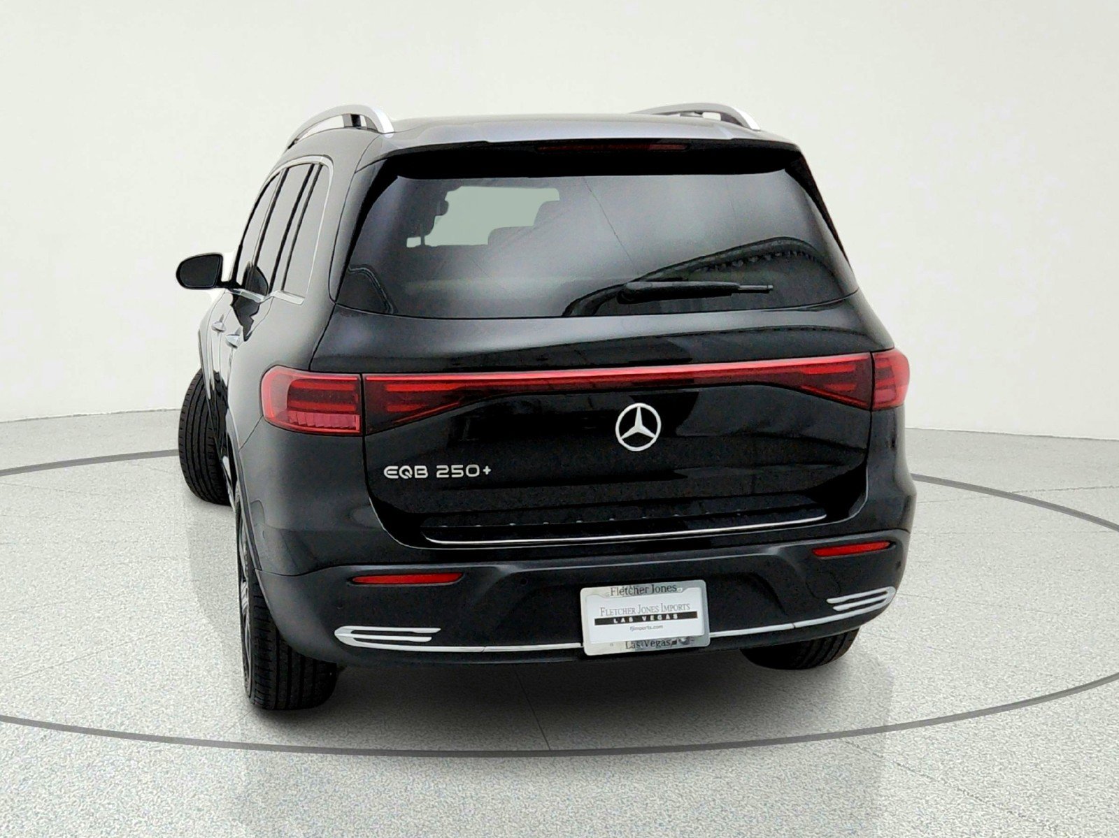 Certified 2024 Mercedes-Benz EQB 250+ image 11