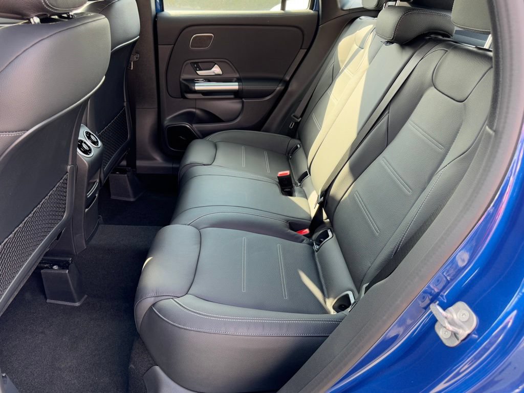 New 2025 Mercedes-Benz GLA 35 AMG 4MATIC image 28