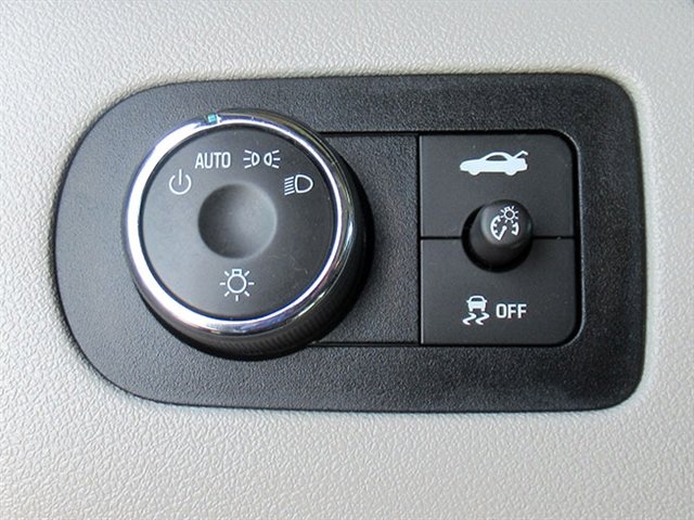 Used 2015 Chevrolet Impala LT w/ LT Sunroof Package image 28