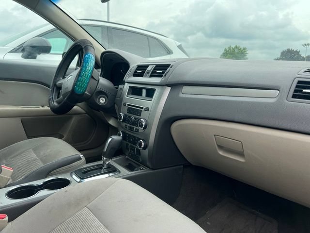 Used 2011 Ford Fusion SE w/ 202A Rapid Spec Order Code FWD image 18