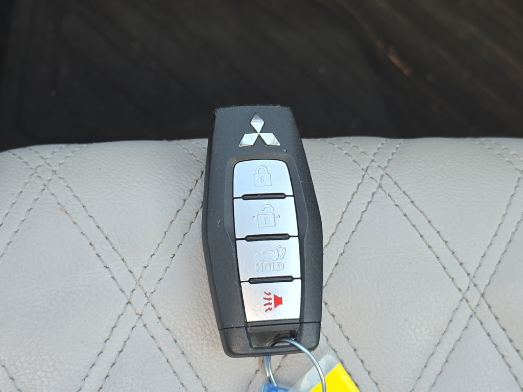 Used 2024 Mitsubishi Outlander SEL Black Edition AWD/4WD image 31
