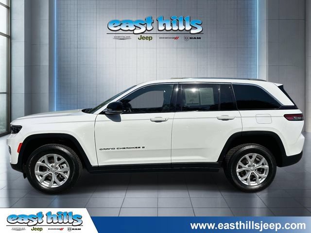 Used 2023 Jeep Grand Cherokee Limited AWD/4WD image 6