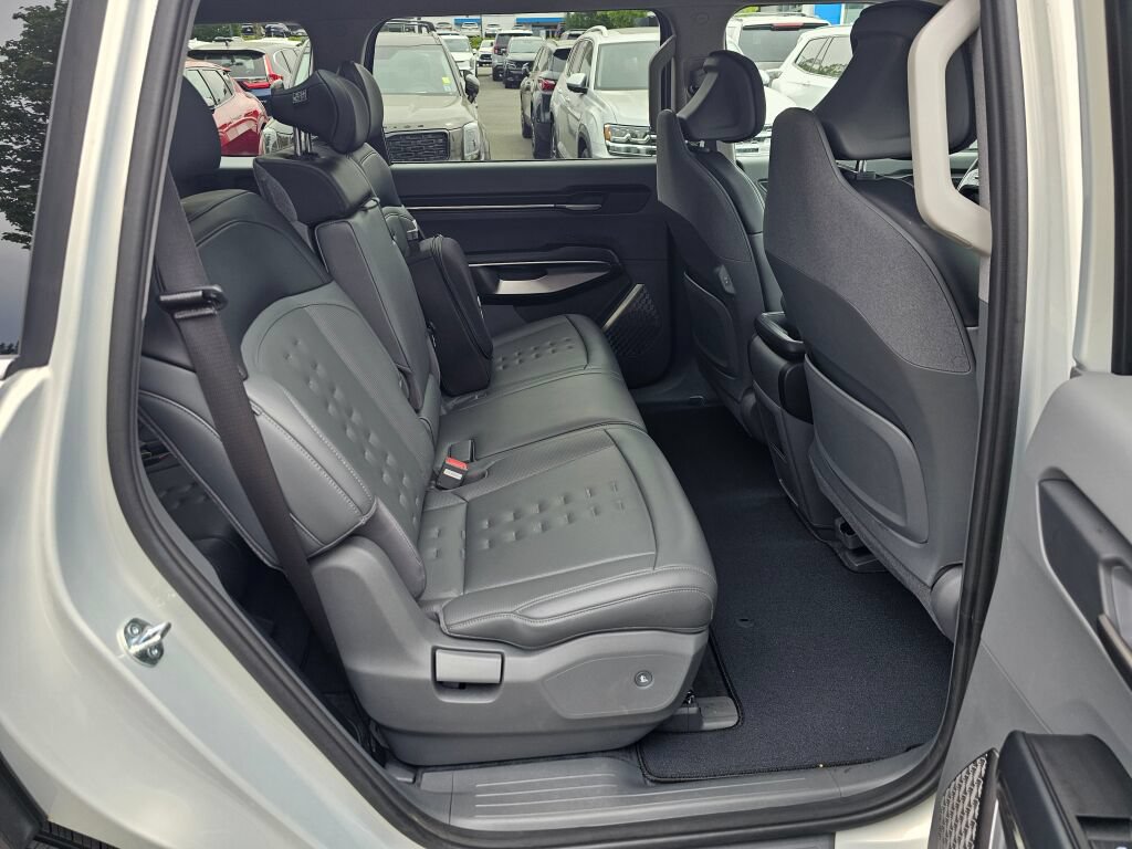 Certified 2024 Kia EV9 Wind AWD/4WD image 28